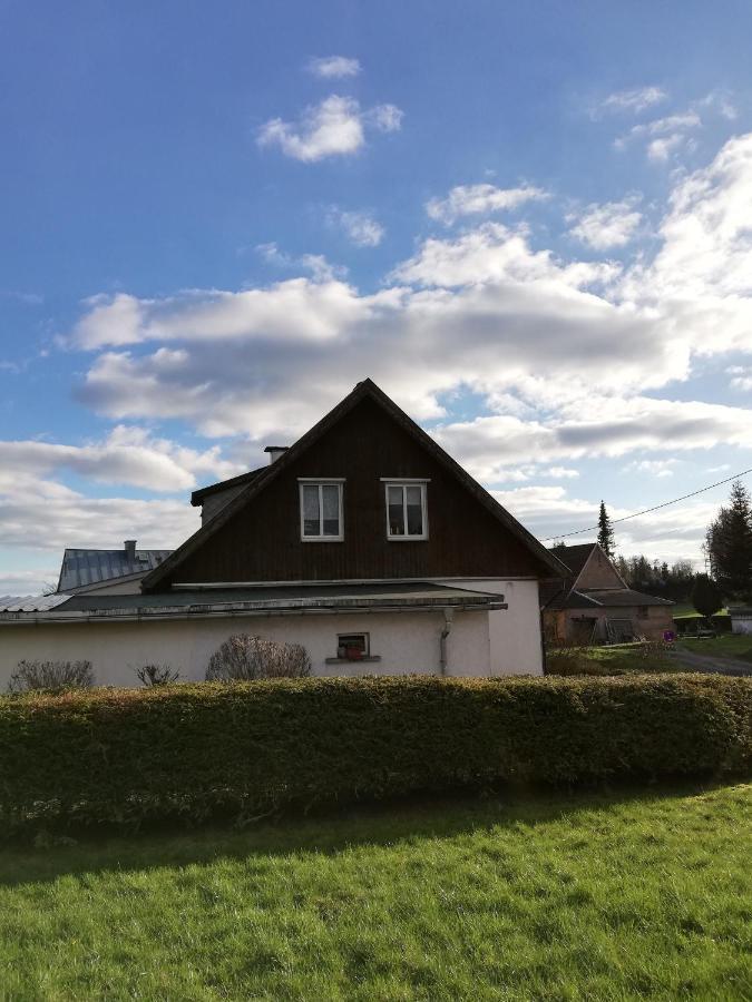 Ferienwohnung Isis In Neufang زونهبرغ المظهر الخارجي الصورة